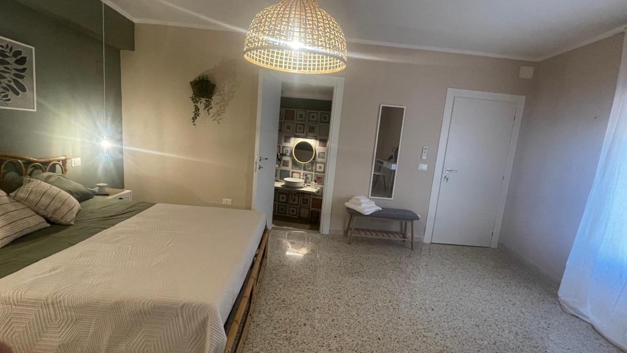 Santa Lucia Affittacamere Lamezia Terme Bagian luar foto