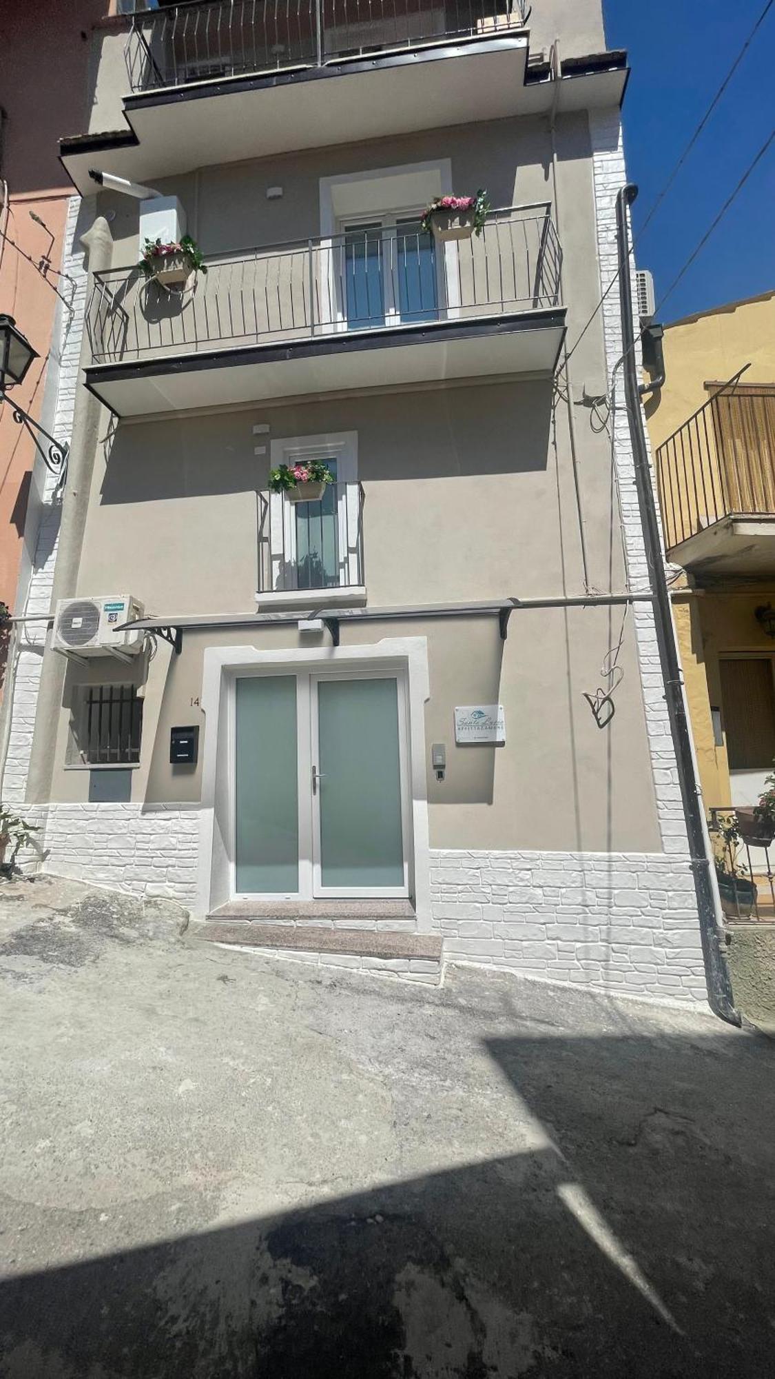 Santa Lucia Affittacamere Lamezia Terme Bagian luar foto